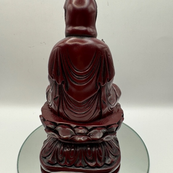 Kwan Yin Buddha figurine in red resin. Kuan Yin Guang Ying sitting buddha. - Picture 4 of 11